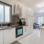 Apartamento Cosy 1br Penthouse With Private Terrace In Gzira By 360 Estates *