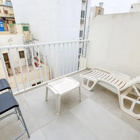 Cosy 1br Penthouse With Private Terrace In Gzira By 360 Estates Apartamento *