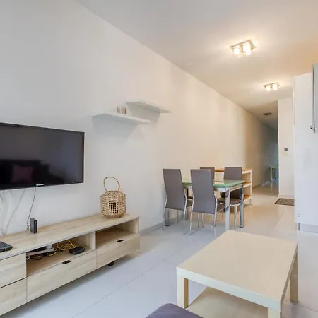 Cosy 1br Penthouse With Private Terrace In Gzira By 360 Estates شقة *