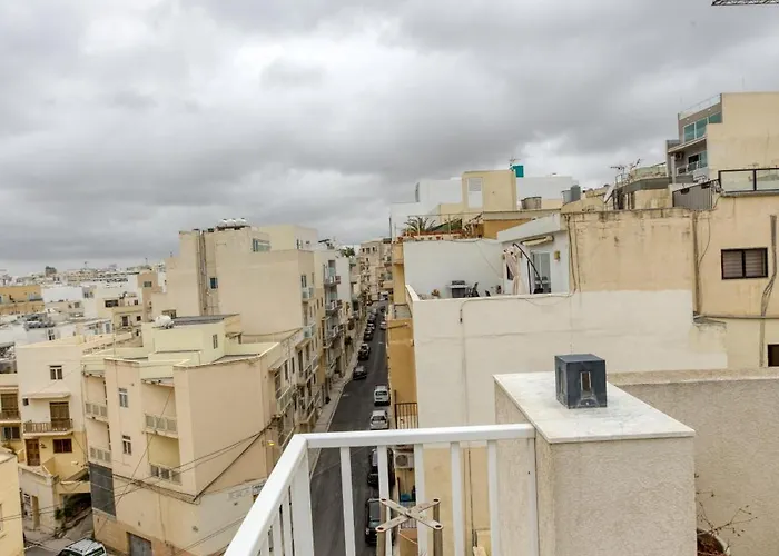 Apartament Cosy 1br Penthouse With Private Terrace In Gzira By 360 Estates
