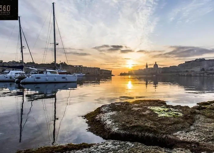 Cosy 1br Penthouse With Private Terrace In Gzira By 360 Estates Appartement Sliema