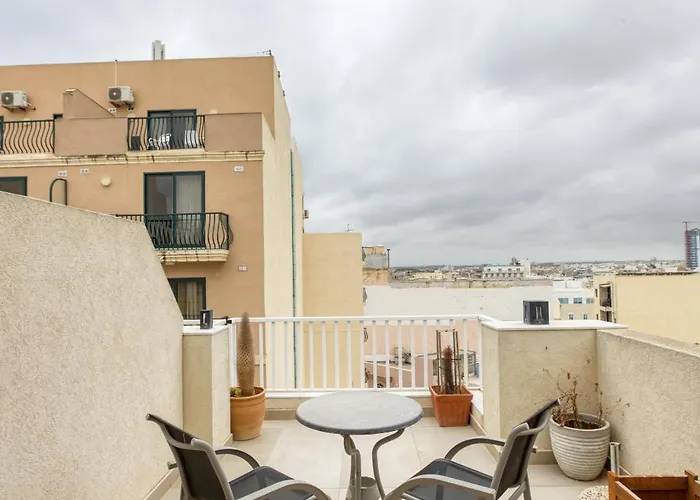 Appartement Cosy 1br Penthouse With Private Terrace In Gzira By 360 Estates Sliema