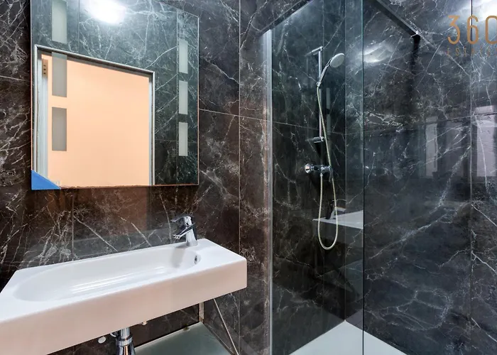 Cosy 1br Penthouse With Private Terrace In Gzira By 360 Estates Apartament Sliema