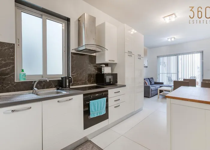 Apartament Cosy 1br Penthouse With Private Terrace In Gzira By 360 Estates *