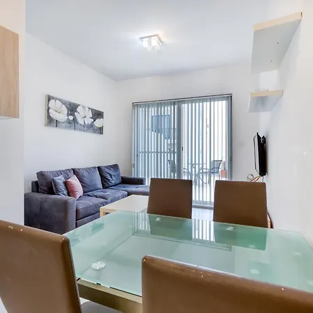 דירה Cosy 1br Penthouse With Private Terrace In Gzira By 360 Estates